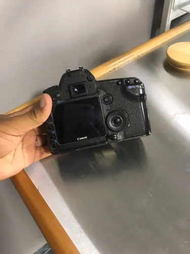 Camera Canon 5D mark 2 (corpo)