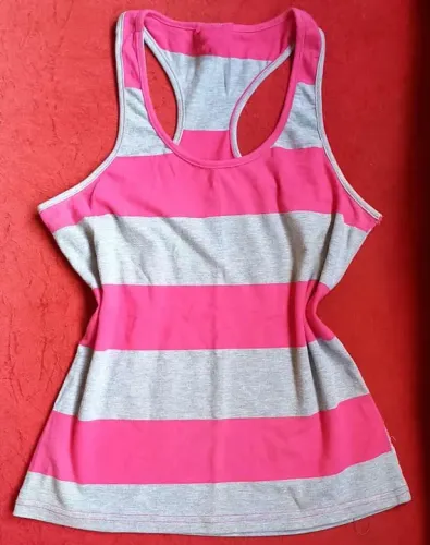 Regata listrada rosa e cinza