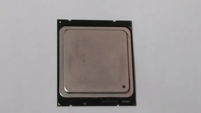 Processador Intel Xeon E5-2640 12 Núcleos 3.0ghz Socket Lga2011