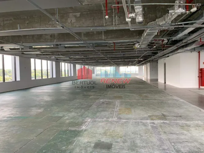 Sala para aluguel Edifício SKY Corporate em São Paulo
