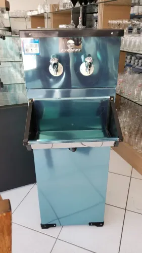 Bebedouro refrigerado industrial 25 litros inox - Alecs