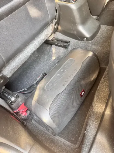 Caixa portátil sub jbl