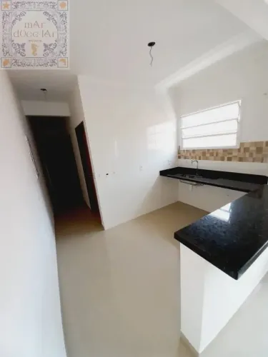 Venda Casa Santos - SP- mAr dOce lAr - sobreposta com sacada e garagem, excelente localiza
