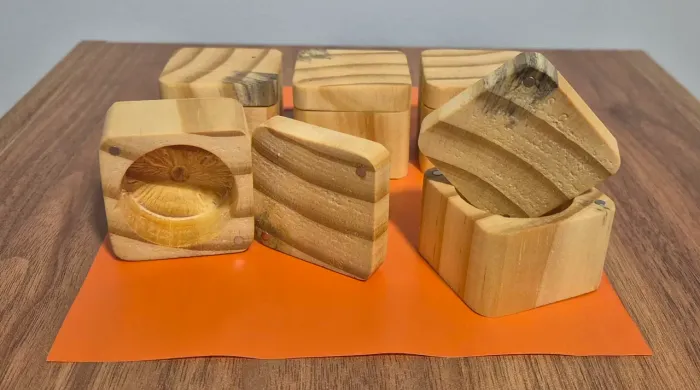 Porta palhetas em madeira