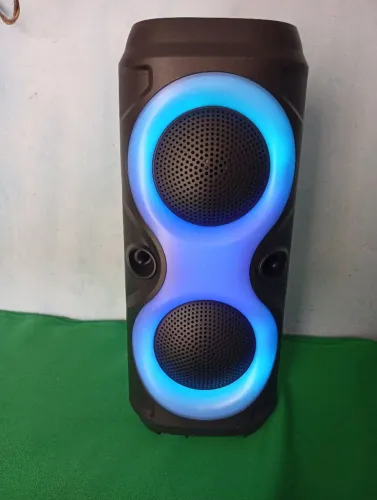 Caixa de som Bluetooth com LED RGB Portátil USB FM TWS.
