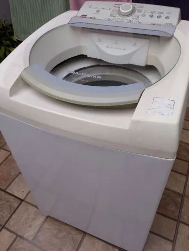 Máquina de lavar roupa Brastemp 11 kilos funcionando normalmente!