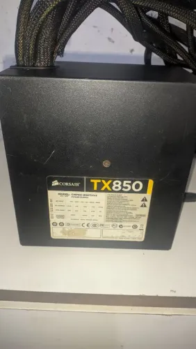 Fonte Corsair TX850 - 850W só vendo por 400$