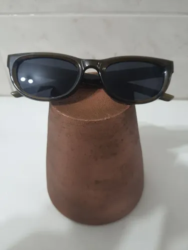 Óculos de sol estiloso