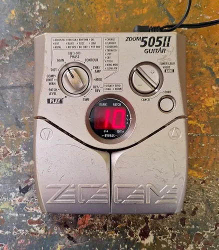 Pedaleira ZOOM Modelo 505 II Guitar 