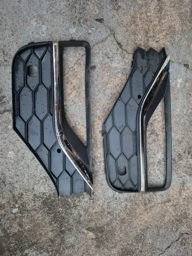 Moldura do farol de milha da amarok v6 original vw