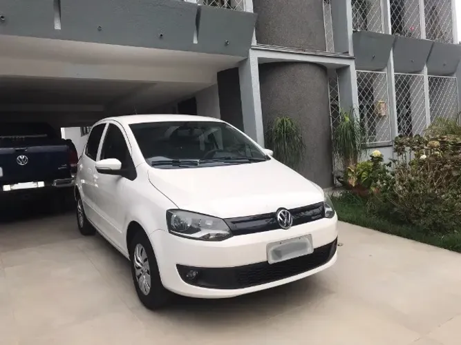 Volkswagen Fox Bluemotion 1.0 MI Total Flex 12V 5P 2014