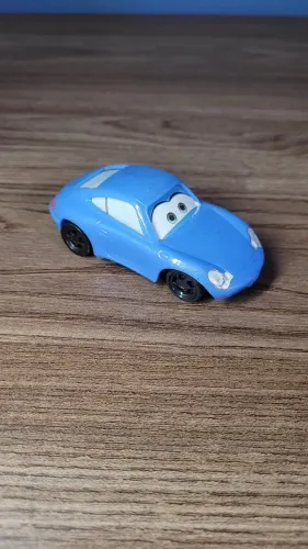 Brinquedo Sally Carros McDonalds 2006