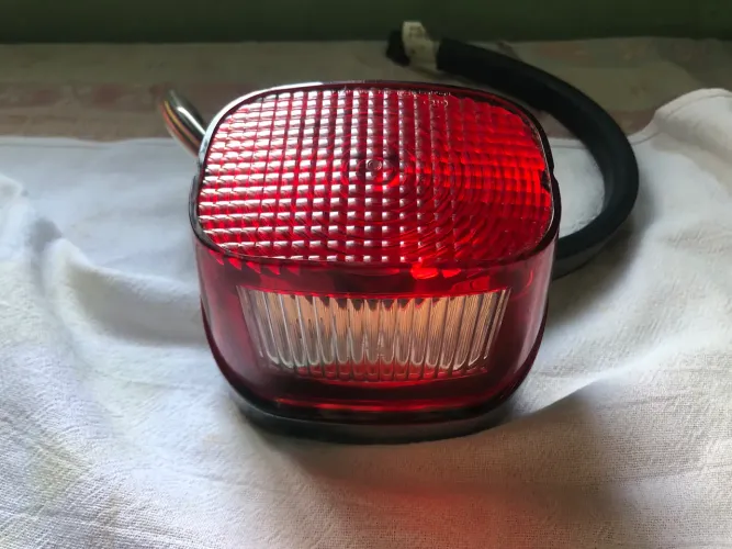 Lanterna traseira original / HARLEY 