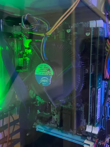 Placa mãe modelo H61 DDR3 mas processador i5 Intel memória ram 16
