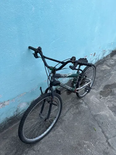 Vende-se bicicleta no estado