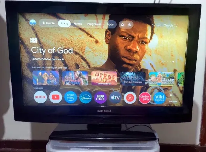 TV Samsung 32" LCD usada em ótimo estado