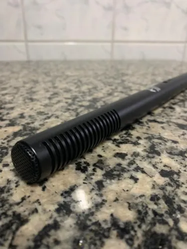Microfone Uni-direcional Shotgun