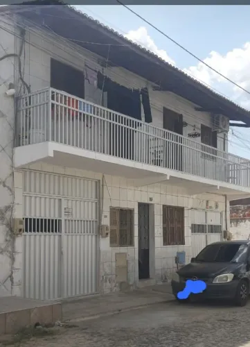 Vendo ou troco Casa na cidade de Quixadá
