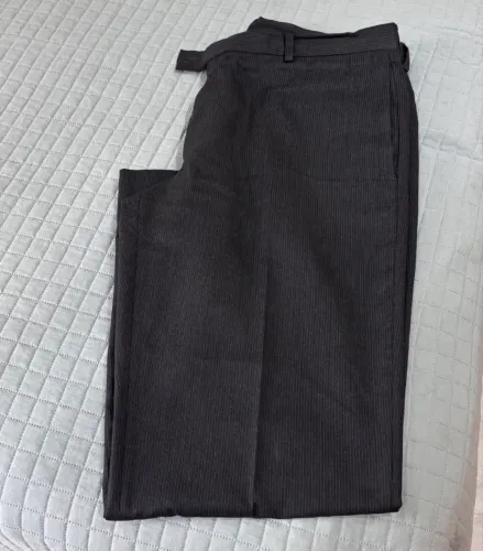 Calça social - Vila Romana