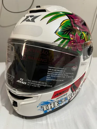 Capacete novo