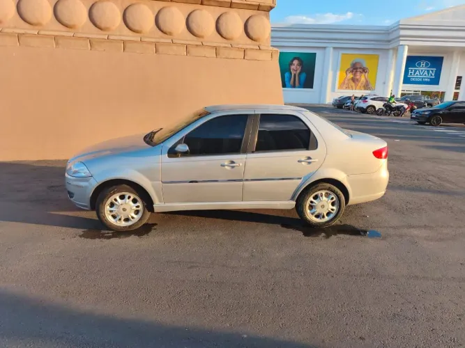 Fiat Siena EL Celeb. 1.0 MPI Fire Flex 8V 4P 2010
