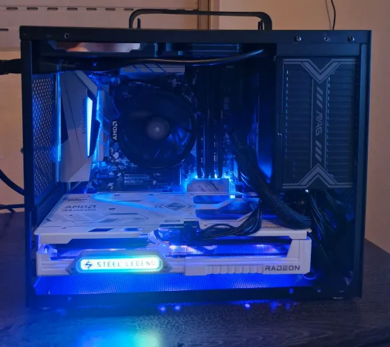 PC Ryzen 7 5700g RX 9060 XT 8gb 24gb ram