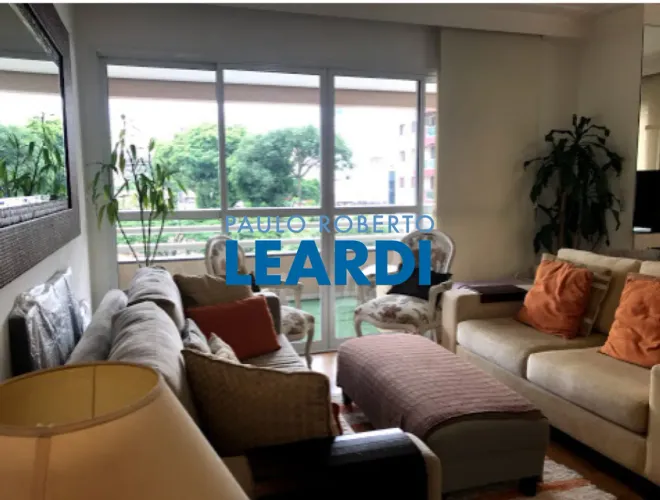 APARTAMENTO - VILA OLÍMPIA - SP