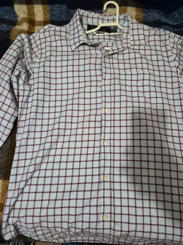 3 camisas de grife tamanho G.