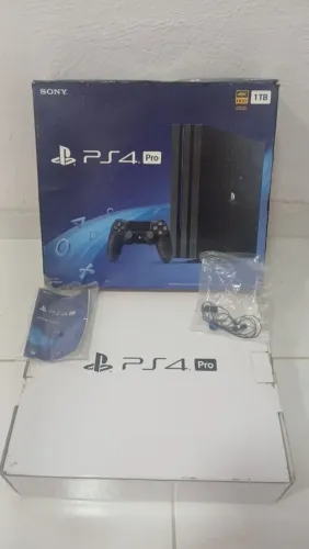 PlayStation 4 PRO - na caixa