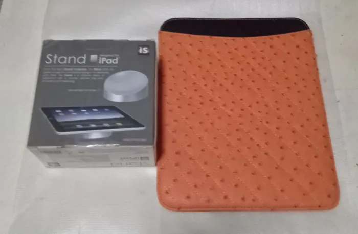 KIT SUPORTE PARA TABLET E CAPA DE COURO