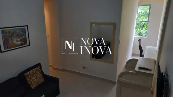 Apartamento - / Residencial / Copacabana