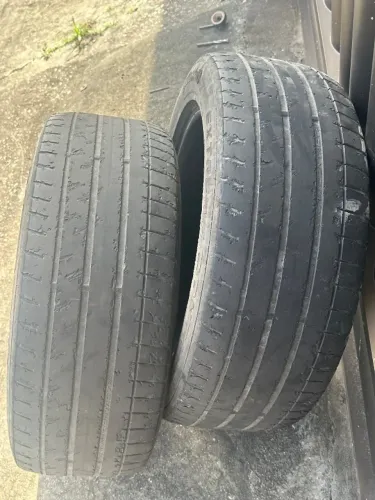 Par de pneus 215/55 R 17 continental 