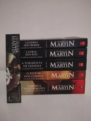 Livros As Crônicas de Gelo e Fogo - George R. R. Martin (+ Marcador de páginas)