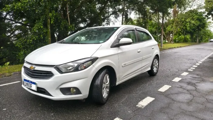Chevrolet Onix Hatch LT 1.4 8V Flex Mec. 4P 2017