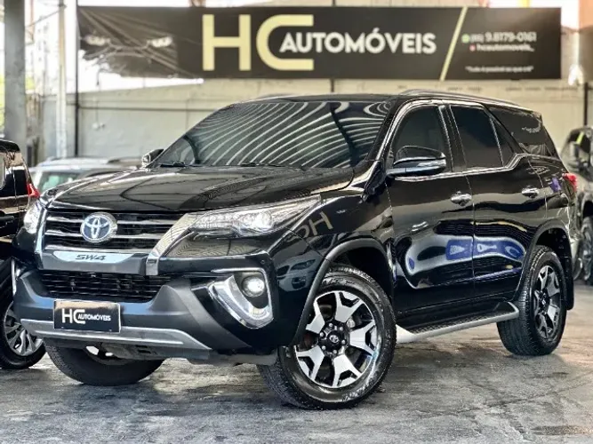 Toyota Hilux SW4 SRX Diamo. 4X4 2.8 TB DIE AUT 2020