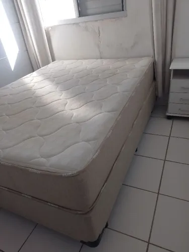 Guarda roupa e cama box casal