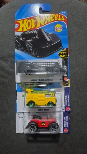 Hot Wheels 3 Personagens