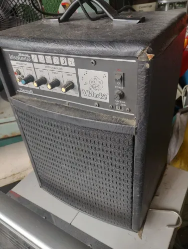 Amplificador som auxiliar