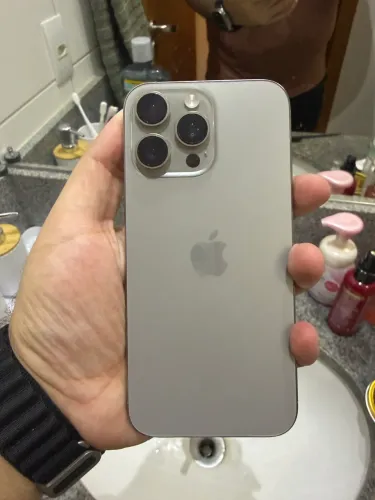iPhone 16 Pro Max 256GB Titânio Natural