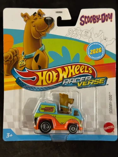 Hot Wheels Racer Verse Scooby doo