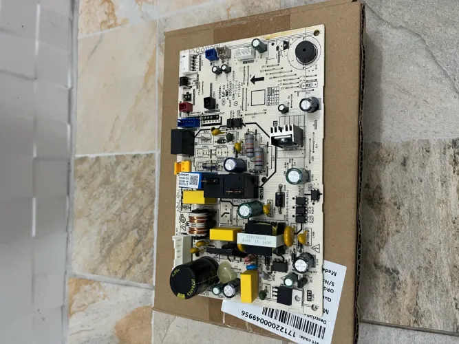 PLACA EVAPORADORA MIDEA 