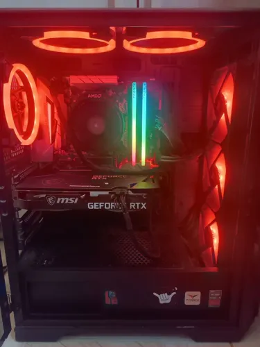 Pc Gamer Completo Ryzen 7 5700g + RTX 3050 8gb + 16gb + Kit periféricos + Logitech g920
