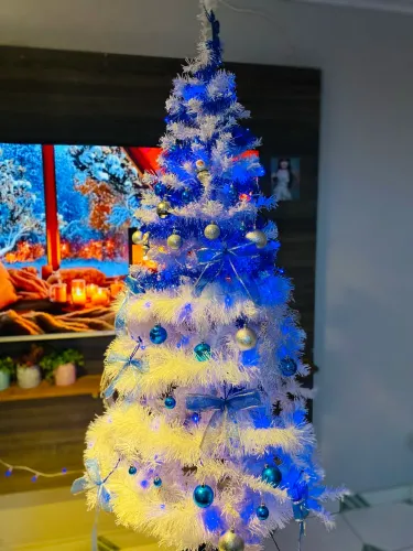 Árvore de Natal Branca 1,80 + Decoração Azul/Prata + LED