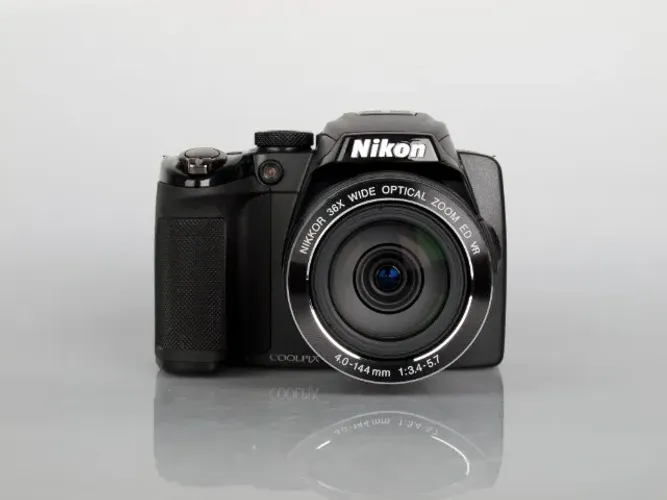 Camera Nikon Zoom 36x coolpix p500