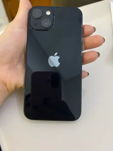 Vendo 2 iPhones 13 muito novos!!!