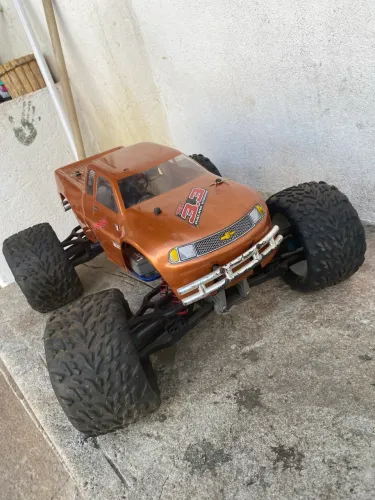 Traxxas Nitro TRX 3.3 Monster Truck - Para Restaurar funcionando normalmente