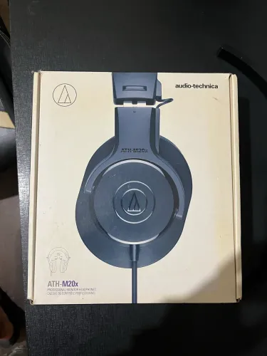 Fone de ouvido profissional ATH-M20X AUDIO-TECHNICA