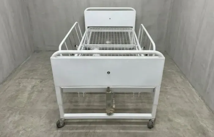 Cama motorizada usada, com 8 movimentos