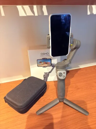 Gimbal estabilizador de smartphone DJI Osmo Mobile 3 Combo (OM3) Aceito troca