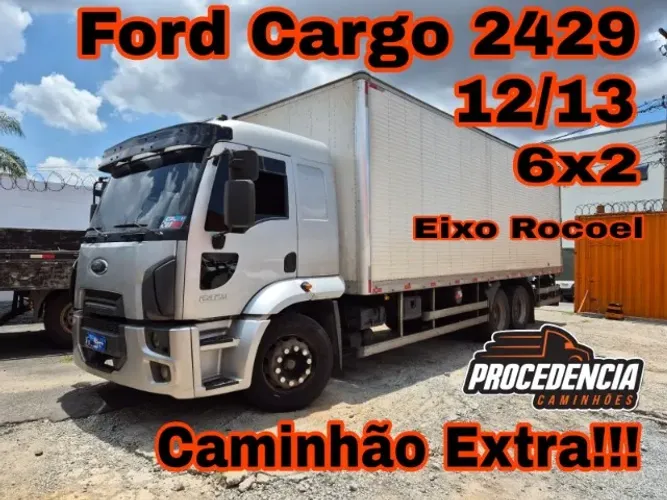 Ford Cargo 2429 12/13 6x2 Baú